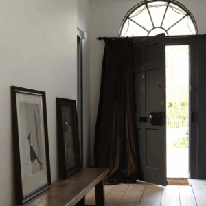 Strong White No.2001 - Farrow & Ball