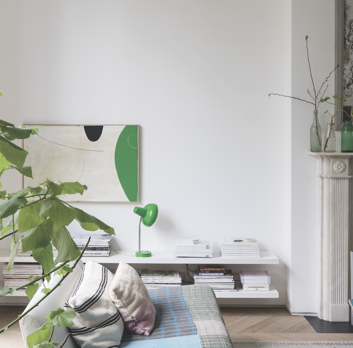 Wimborne White 239 – Image 2